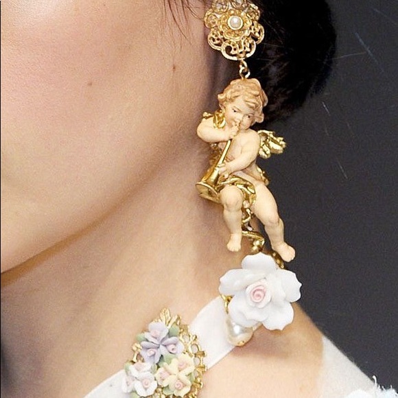 Gorgeous cherub earrings new! - Picture 3 of 4